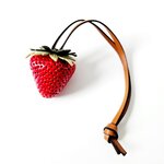 Bag Charm Aardbei rood