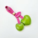 Bag Charm Kers roze/groen