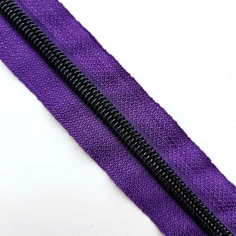 Rits deep purple met mat zwarte tandjes