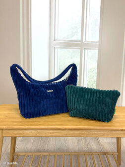 Ribfluweel breed blauw