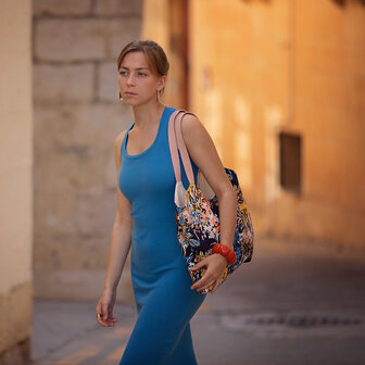 COUPON - Wild Flowers - Katoen Canvas Gabardine Twill Avondblauw