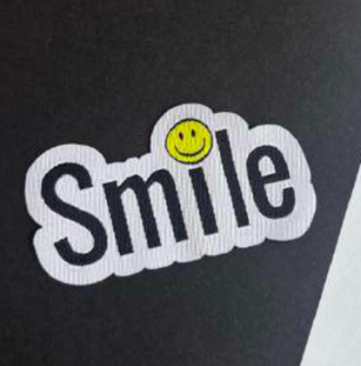 Label Smile Gesneden