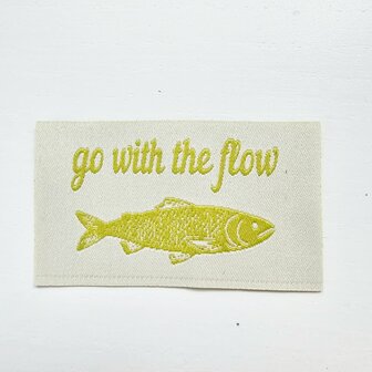 Label Go With The Flow groen