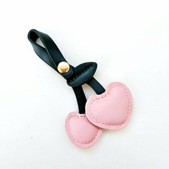 Bag Charm Kers donkergroen/roze
