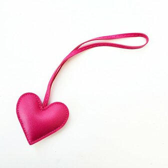 Bag Charm Hart fuchsia