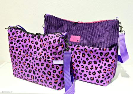 Ribfluweel violet
