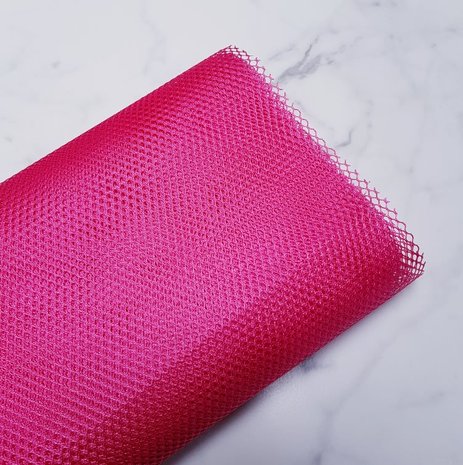 Mesh / gaatjesstof fuchsia