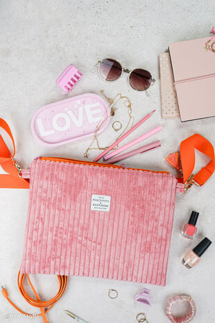 Ribfluweel roze